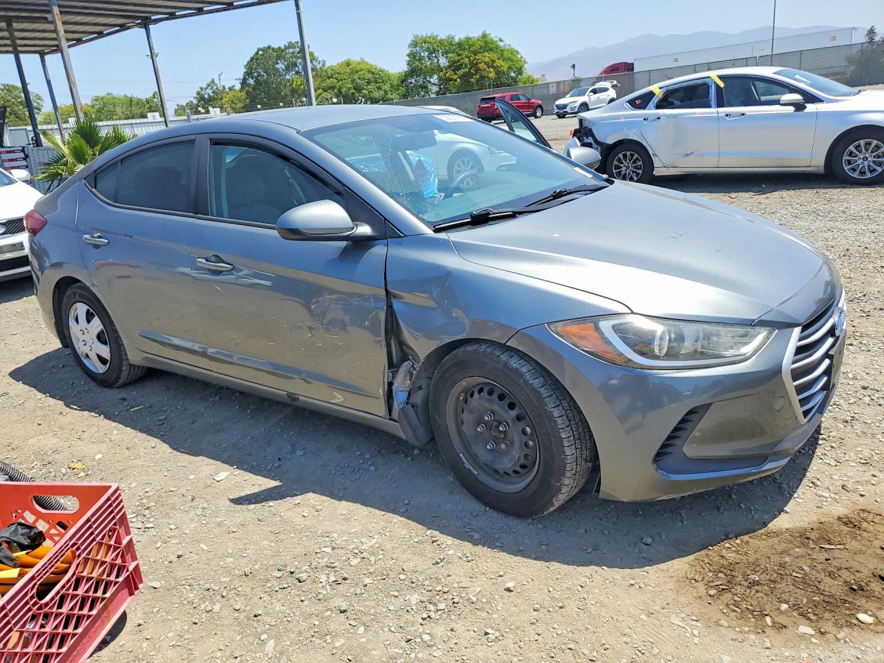 2018 HYUNDAI ELANTRA SE — снимка 4