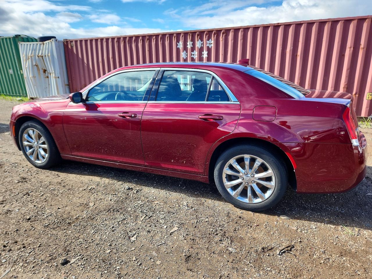 2016 CHRYSLER 300 LIMITED — снимка 2