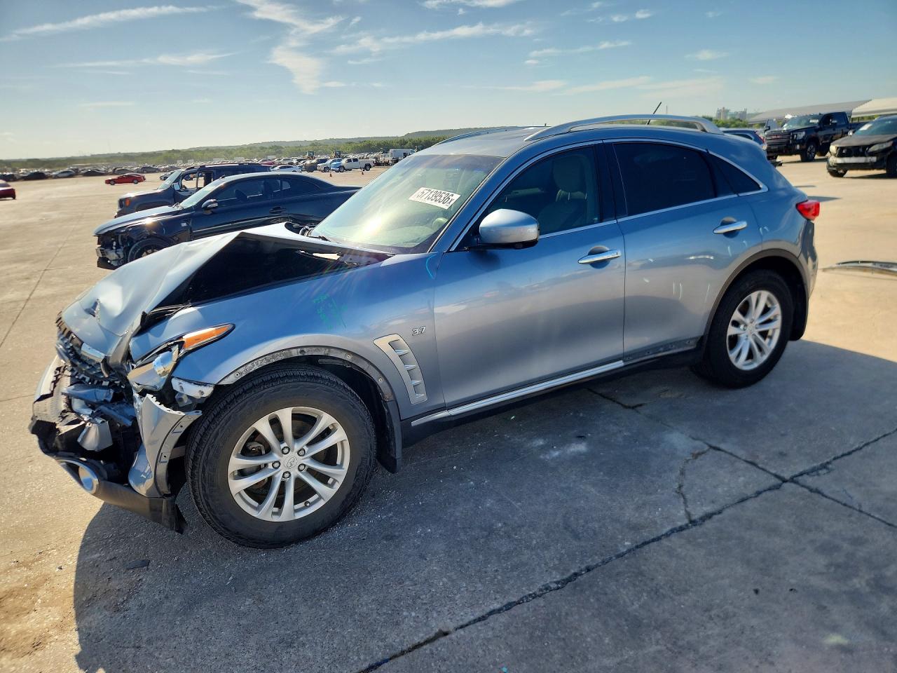 2017 INFINITI QX70 BASE