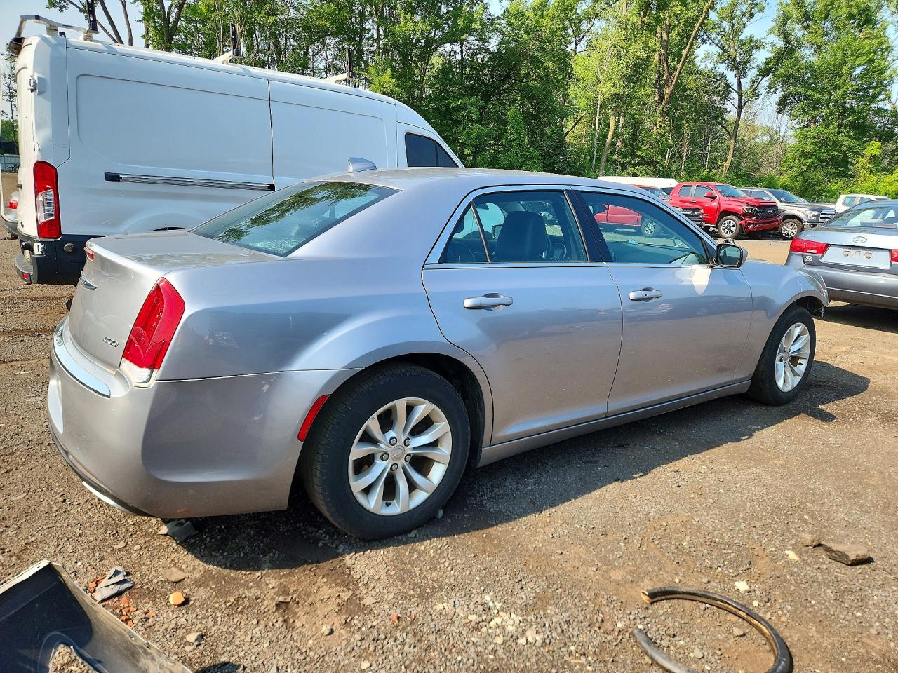 2015 CHRYSLER 300 LIMITED — снимка 3