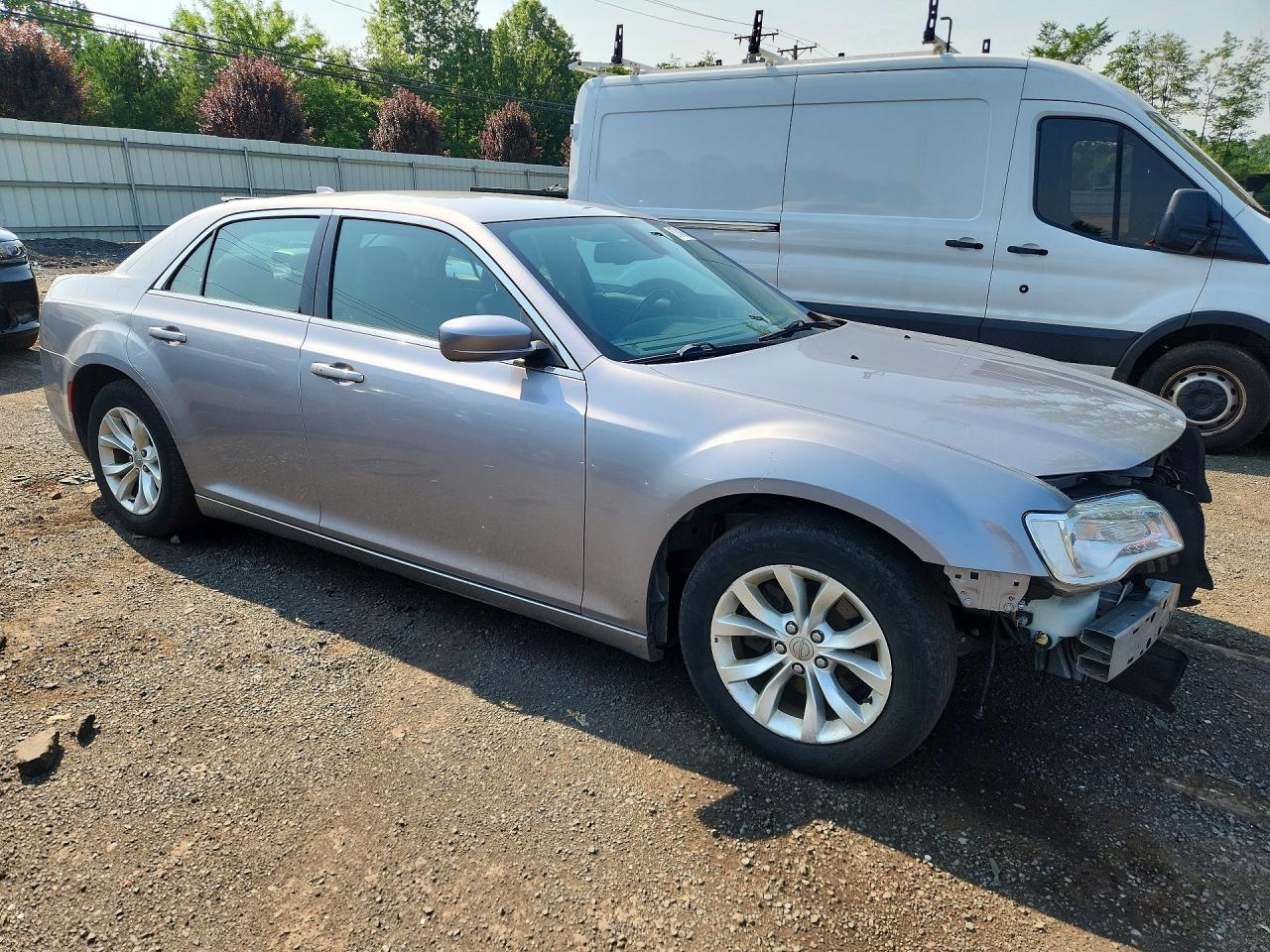 2015 CHRYSLER 300 LIMITED — снимка 4