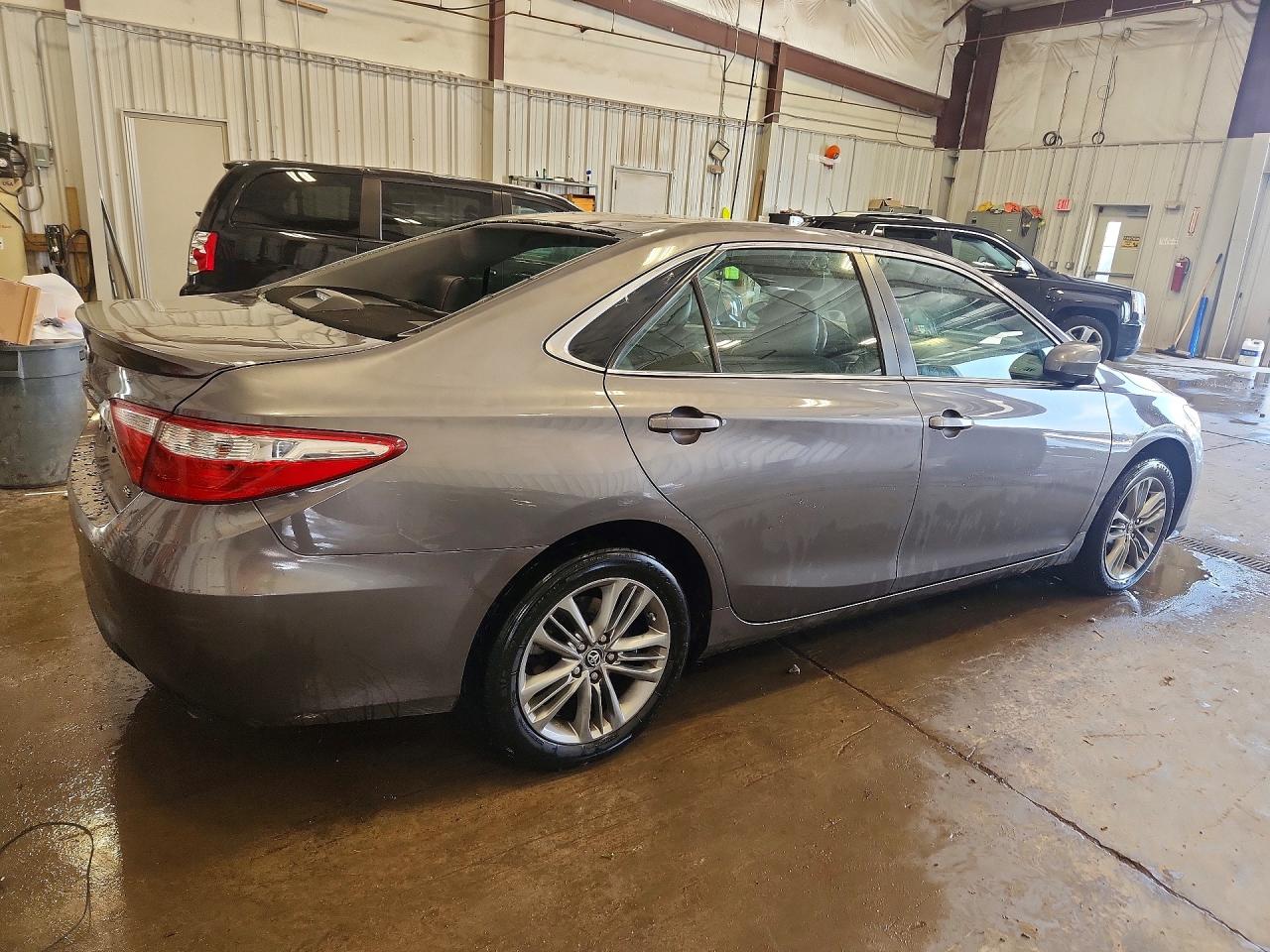 2017 TOYOTA CAMRY SE — снимка 3