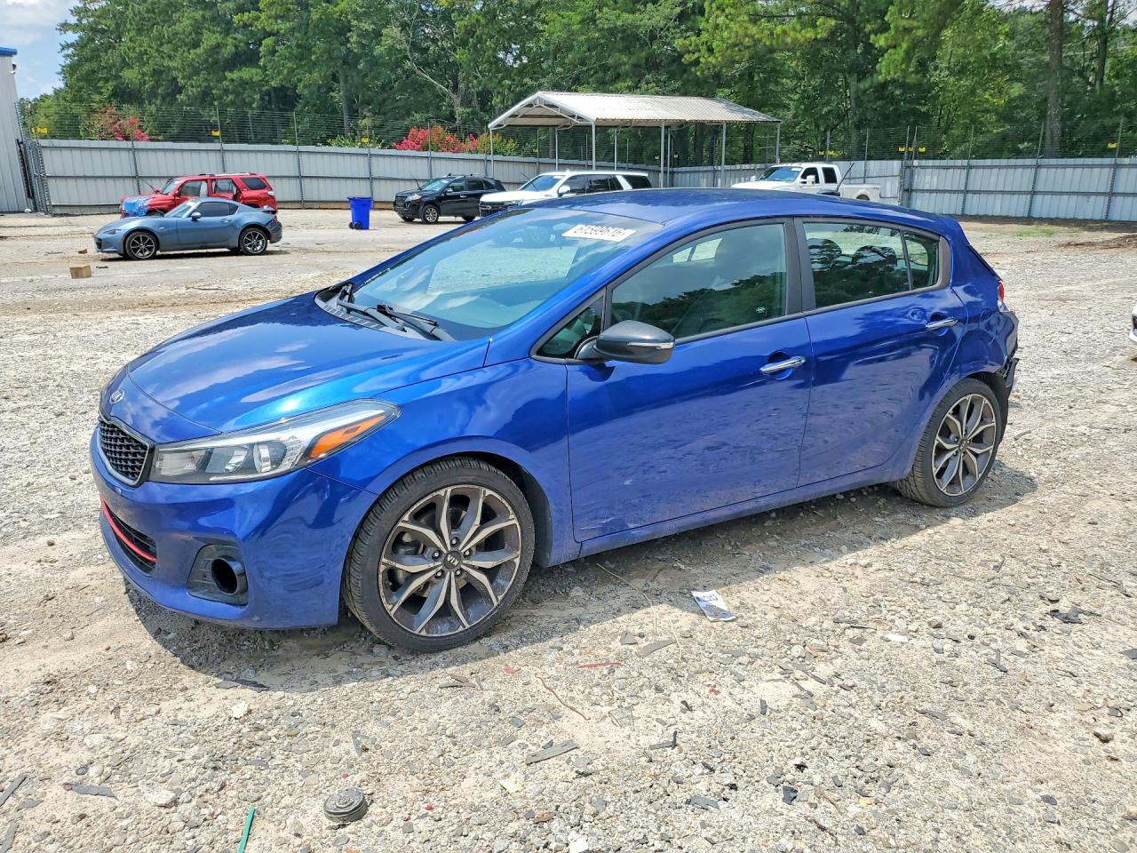 2017 KIA FORTE5 SX