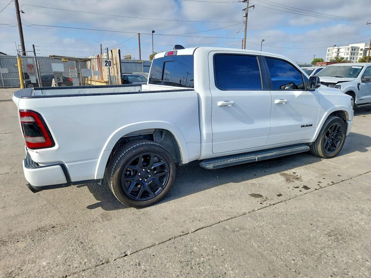 2022 RAM 1500 LARAMIE — снимка 3