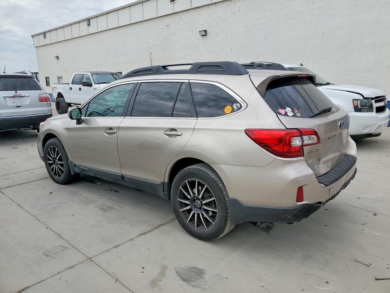 2015 SUBARU OUTBACK 2.5I PREMIUM — снимка 2