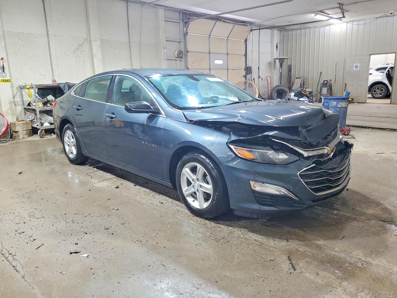 2021 CHEVROLET MALIBU LS — снимка 4