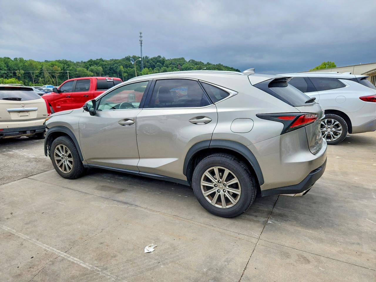 2016 LEXUS NX 200T BASE — снимка 2