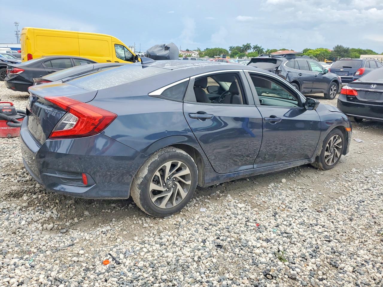 2018 HONDA CIVIC EX — снимка 3