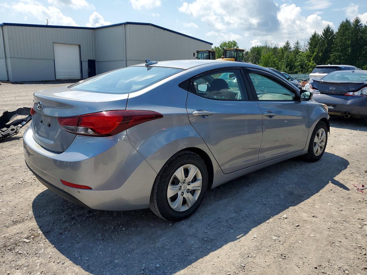 2016 HYUNDAI ELANTRA SE — снимка 3