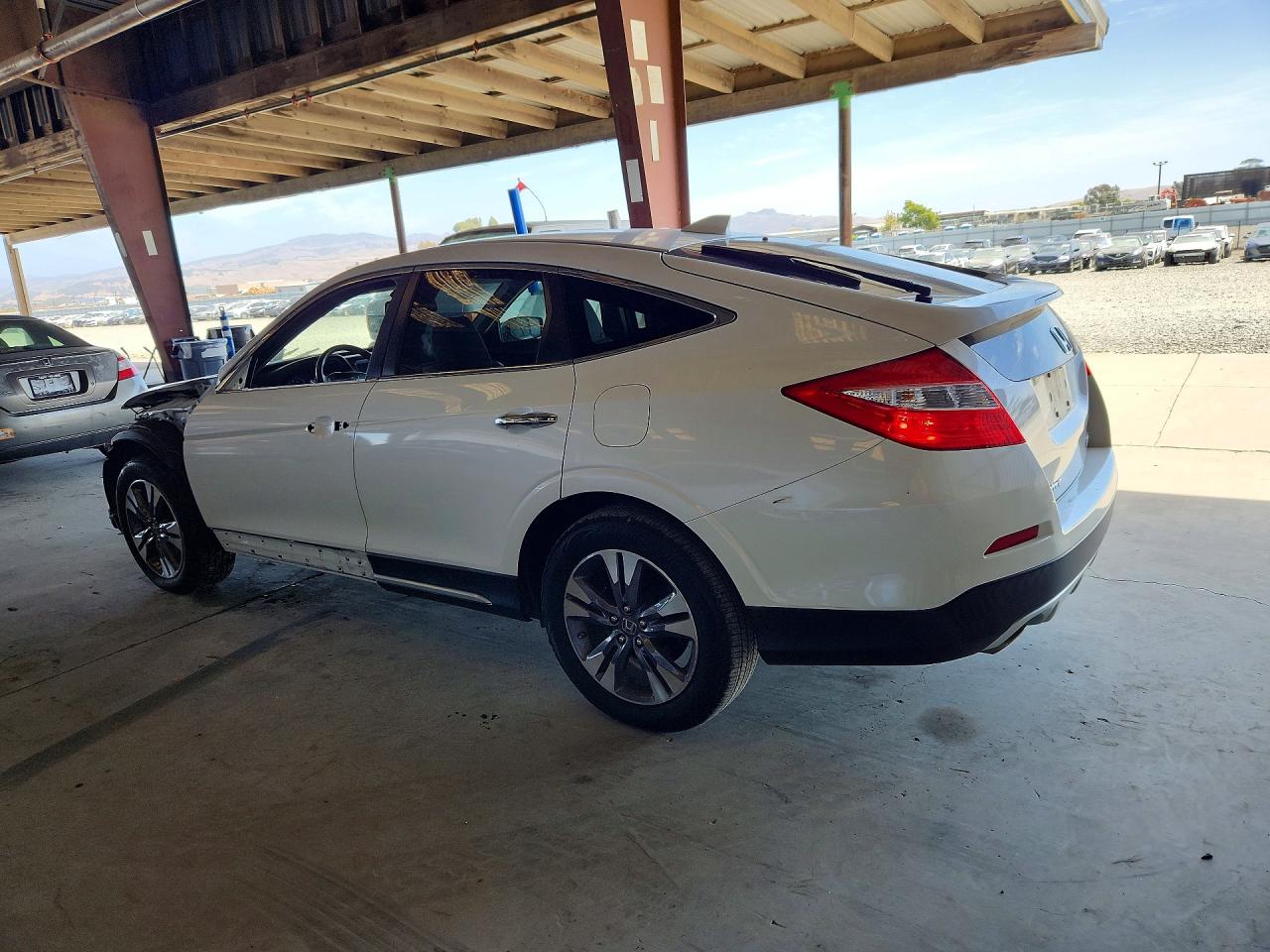 2015 HONDA CROSSTOUR EXL — снимка 2