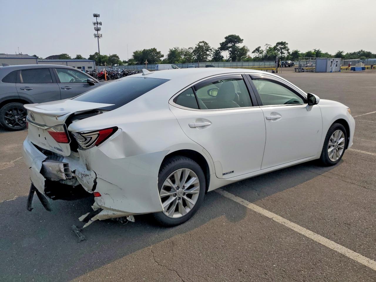 2013 LEXUS ES 300H — снимка 3