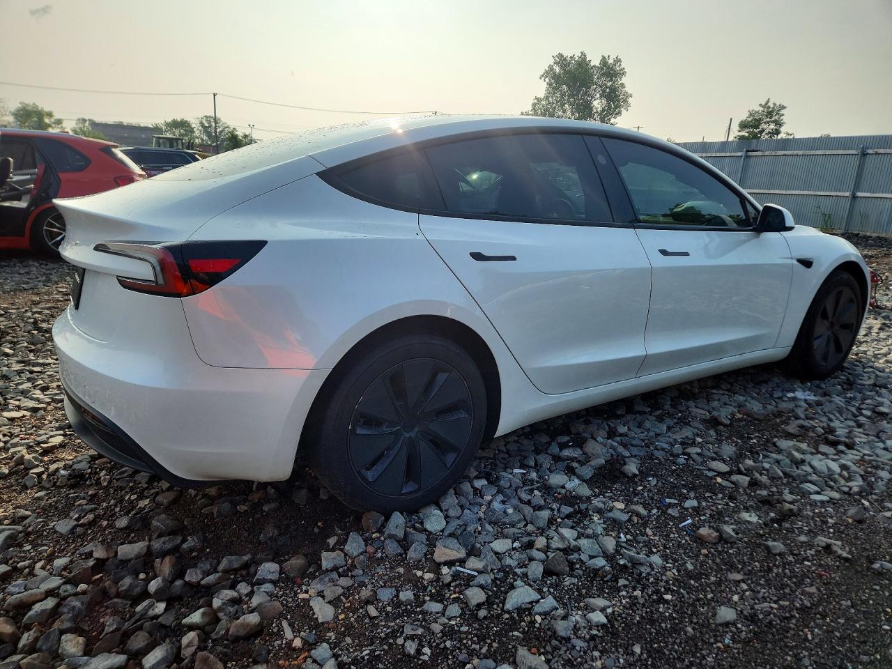 2025 TESLA MODEL 3 — снимка 3