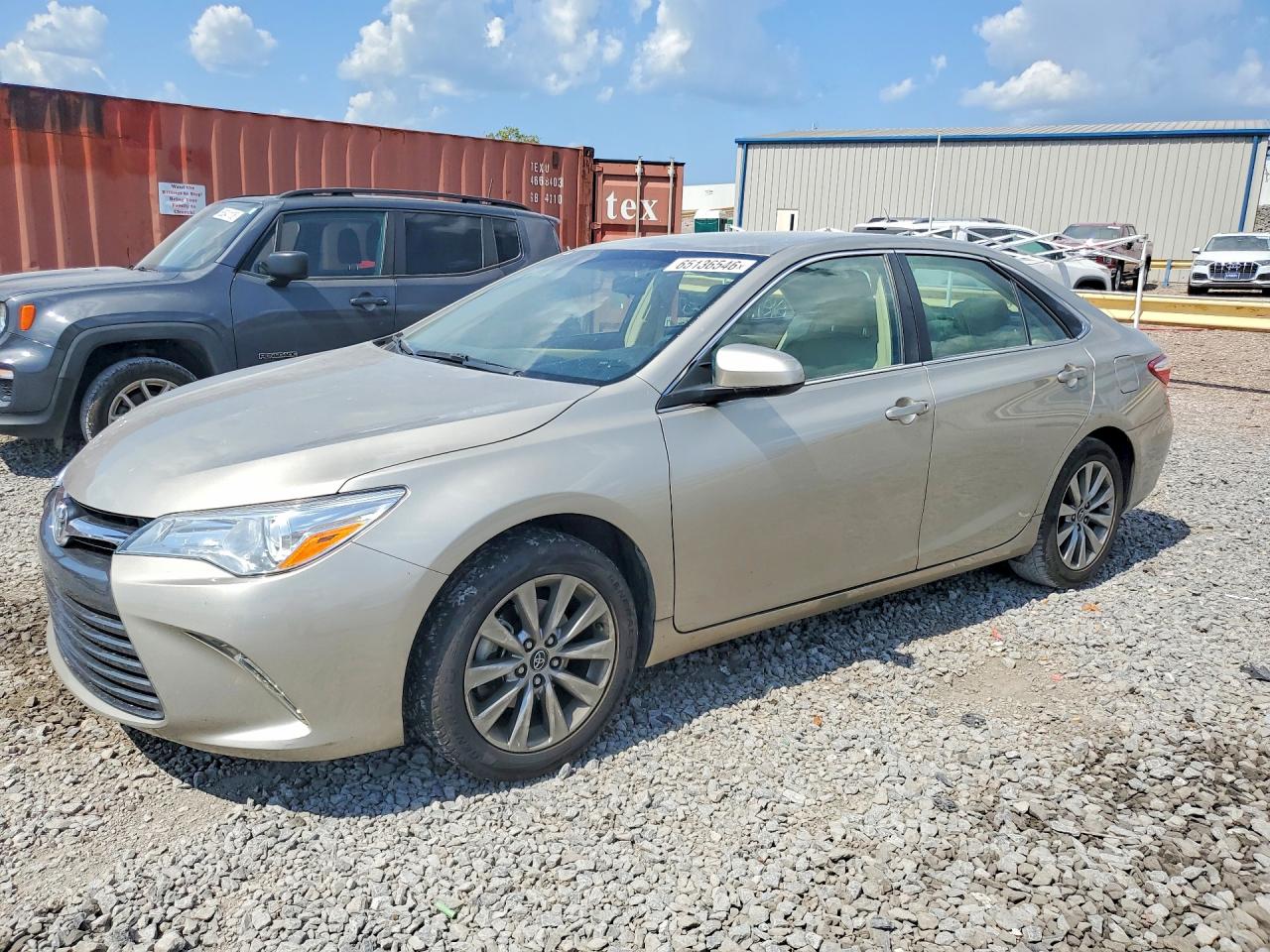 2017 TOYOTA CAMRY XLE