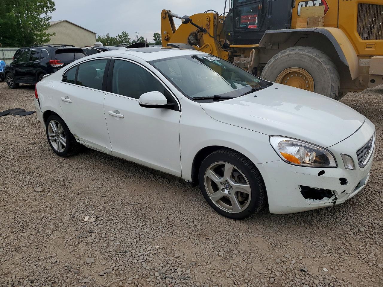 2013 VOLVO S60 T5 — снимка 4