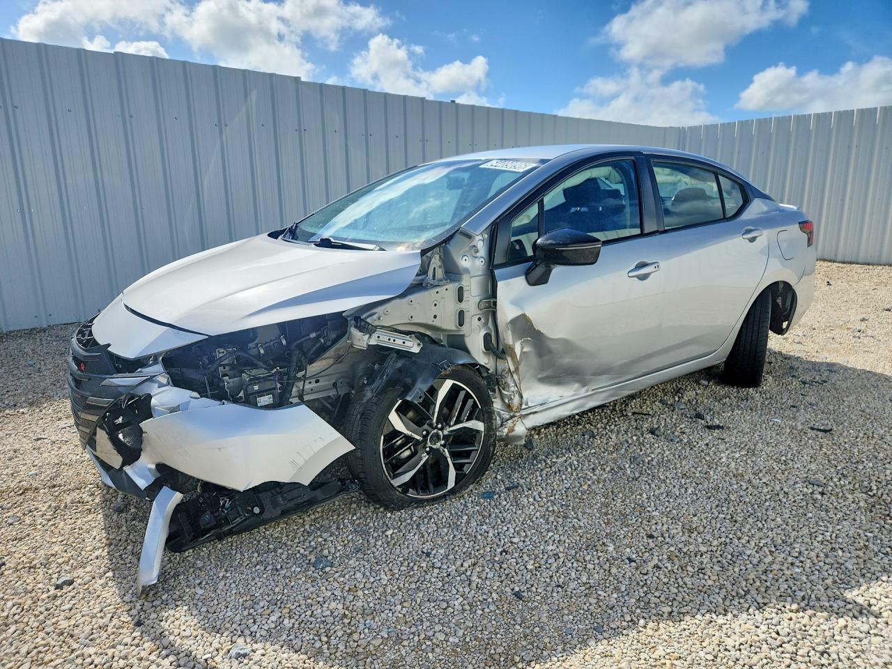 2024 NISSAN VERSA SR