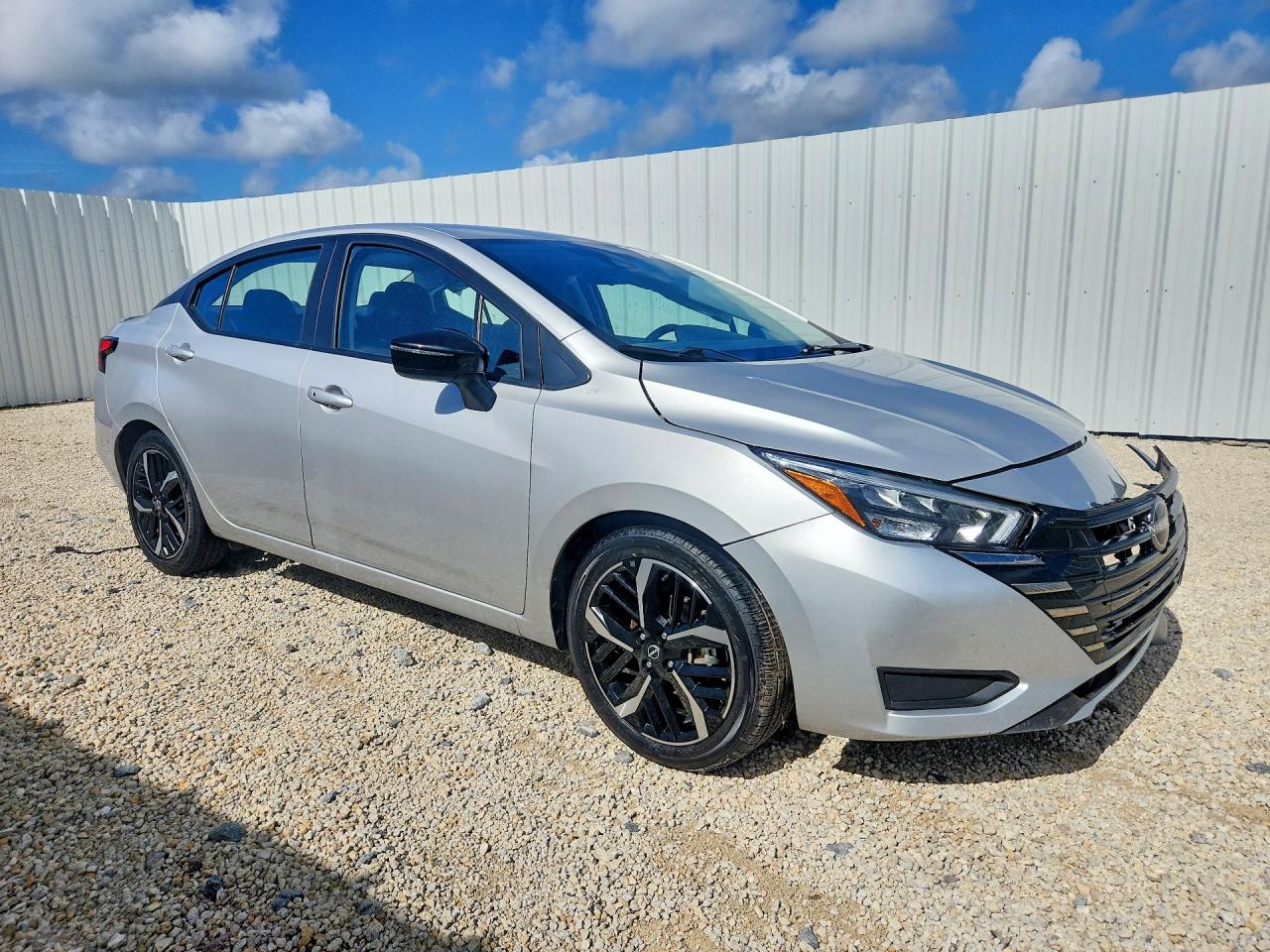 2024 NISSAN VERSA SR — снимка 4