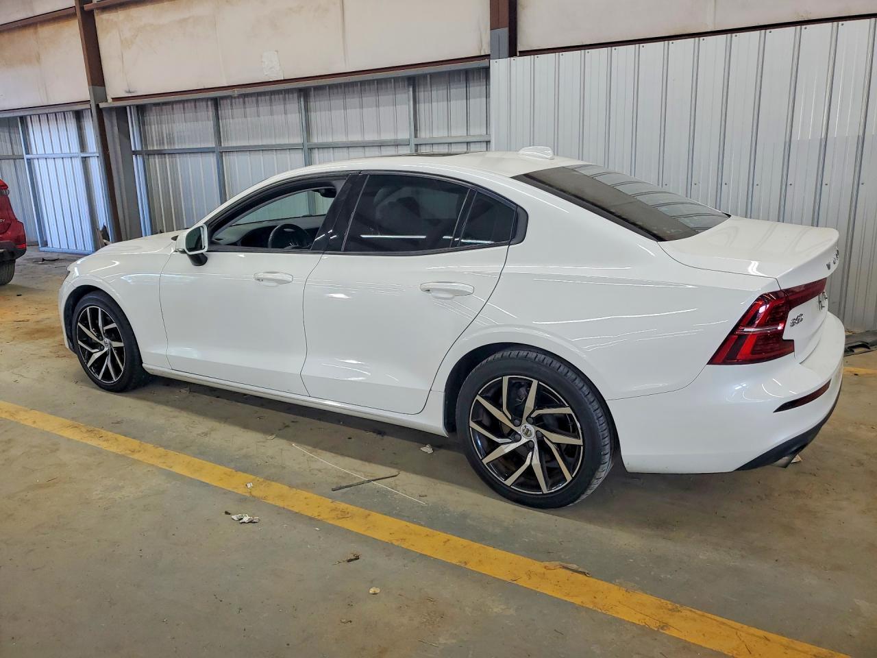 2020 VOLVO S60 T5 MOMENTUM — снимка 2
