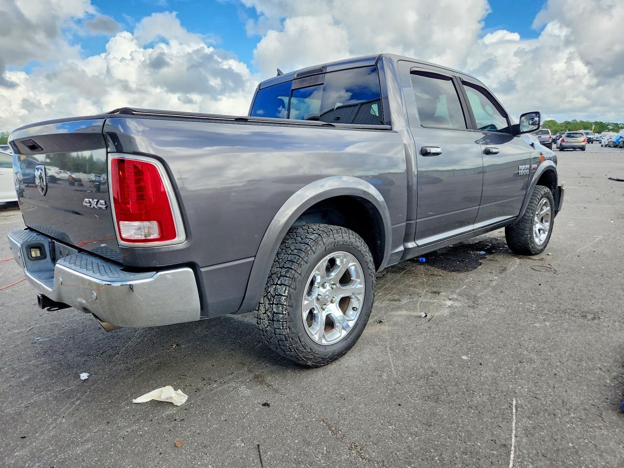 2015 RAM 1500 LARAMIE — снимка 3