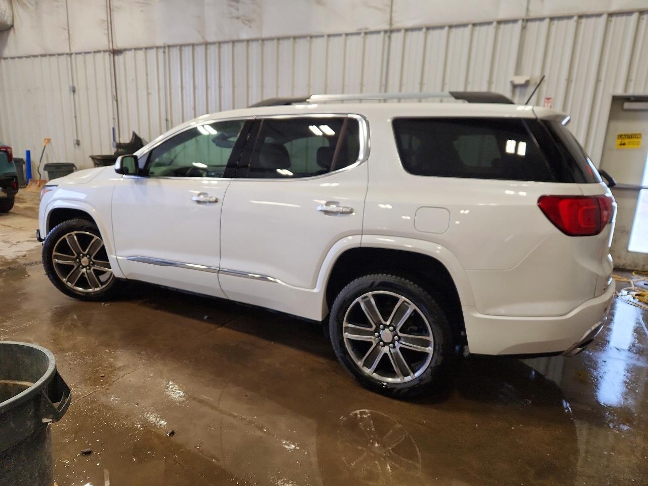2017 GMC ACADIA DENALI — снимка 2