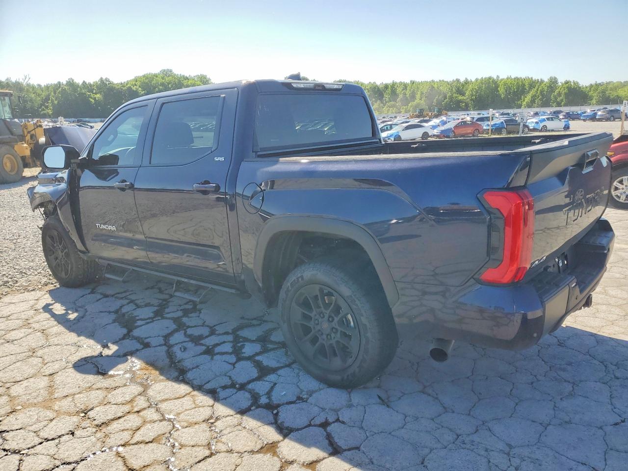 2026 TOYOTA TUNDRA SR5 — снимка 2