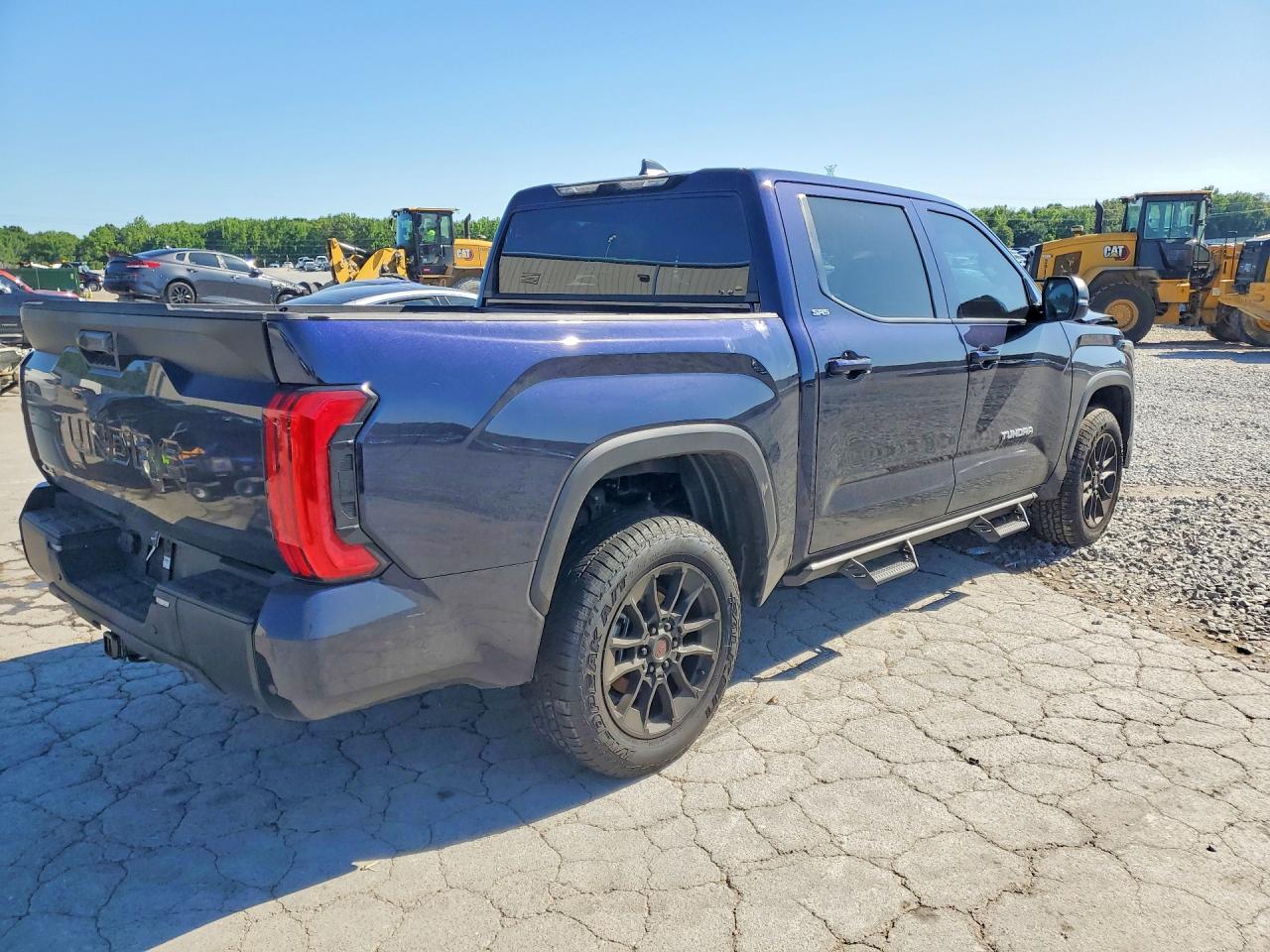 2026 TOYOTA TUNDRA SR5 — снимка 3