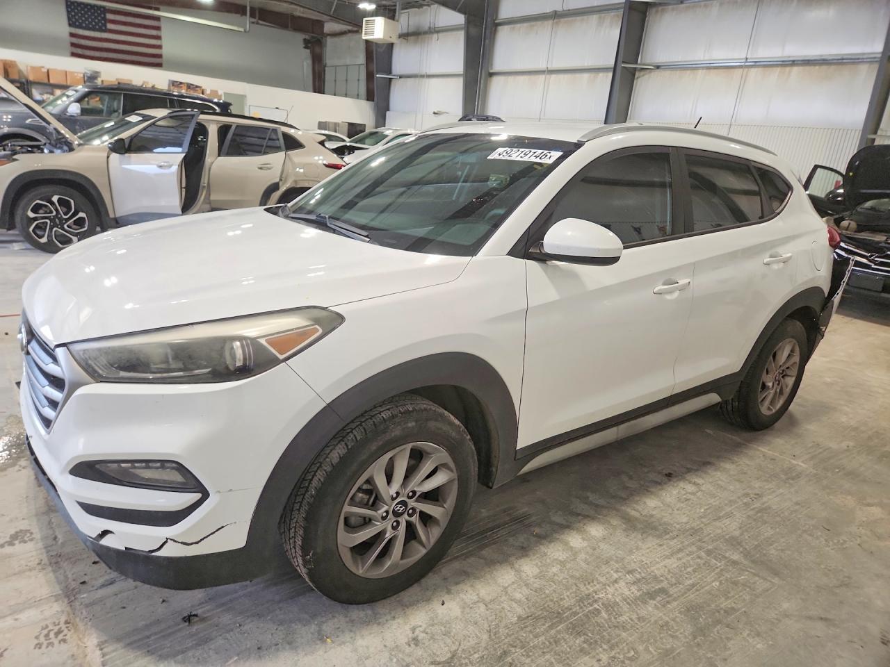 2017 HYUNDAI TUCSON SE