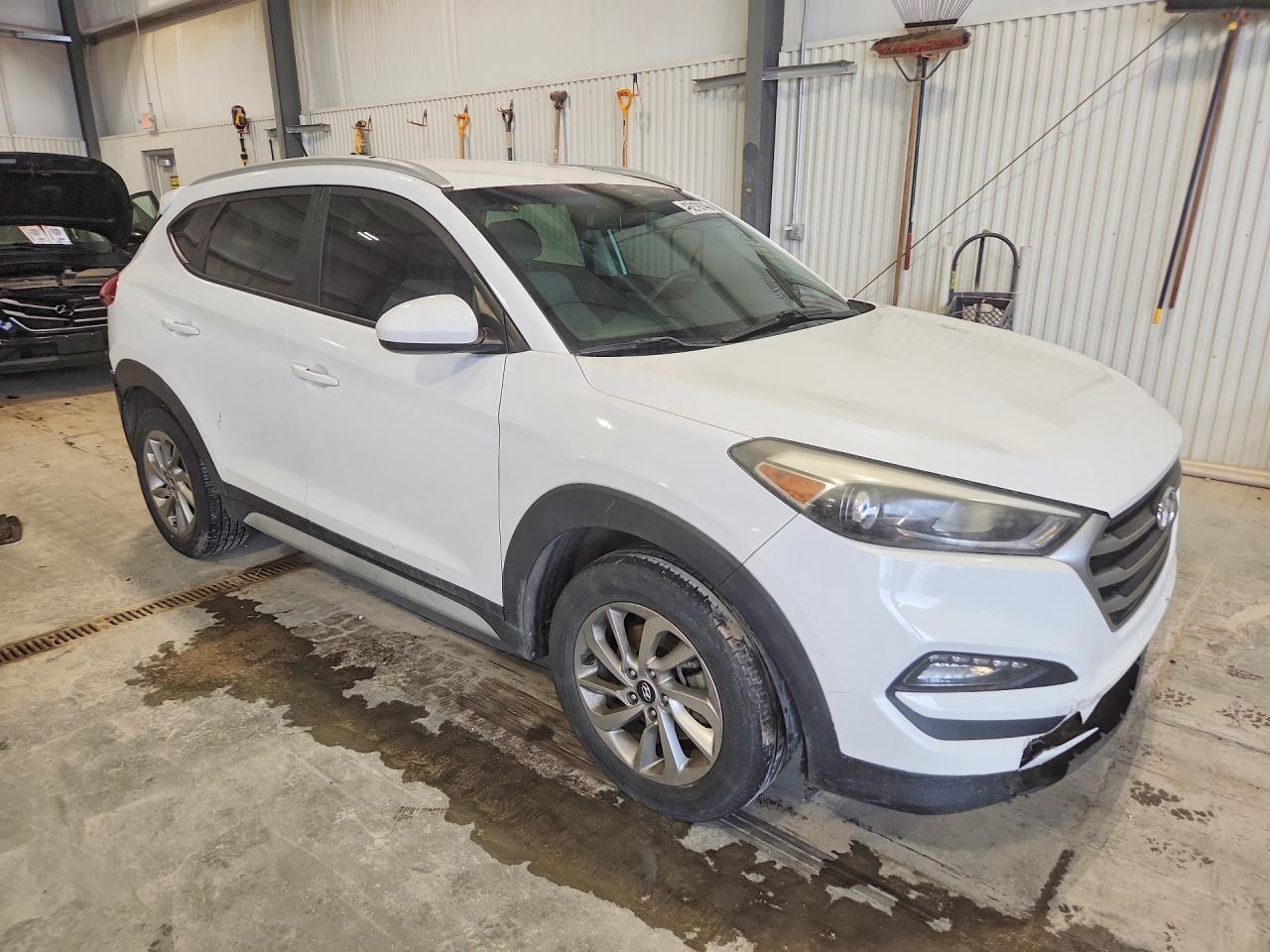 2017 HYUNDAI TUCSON SE — снимка 4