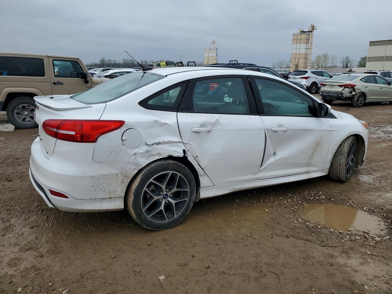2015 FORD FOCUS SE — снимка 3