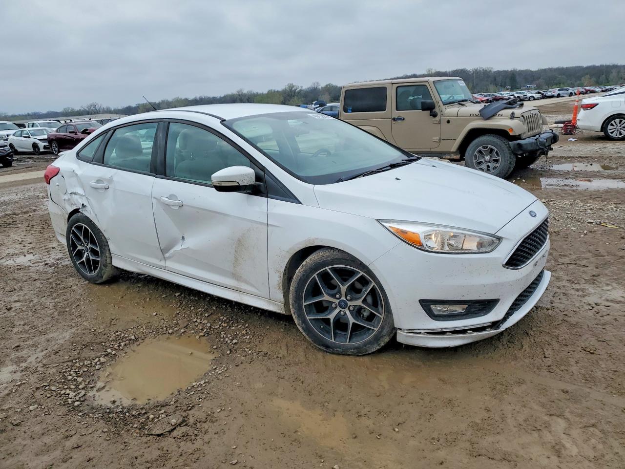 2015 FORD FOCUS SE — снимка 4