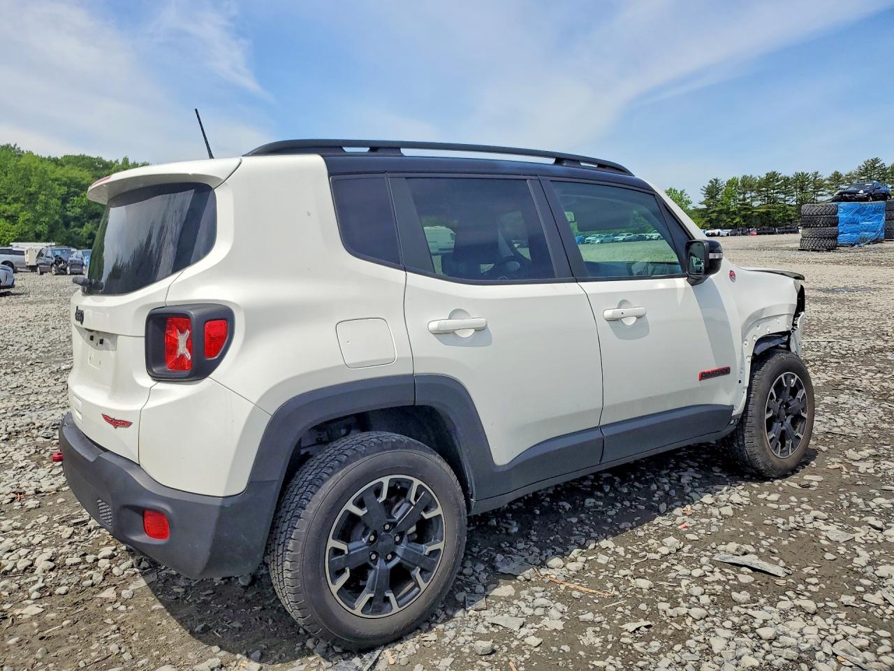 2023 JEEP RENEGADE TRAILHAWK — снимка 3