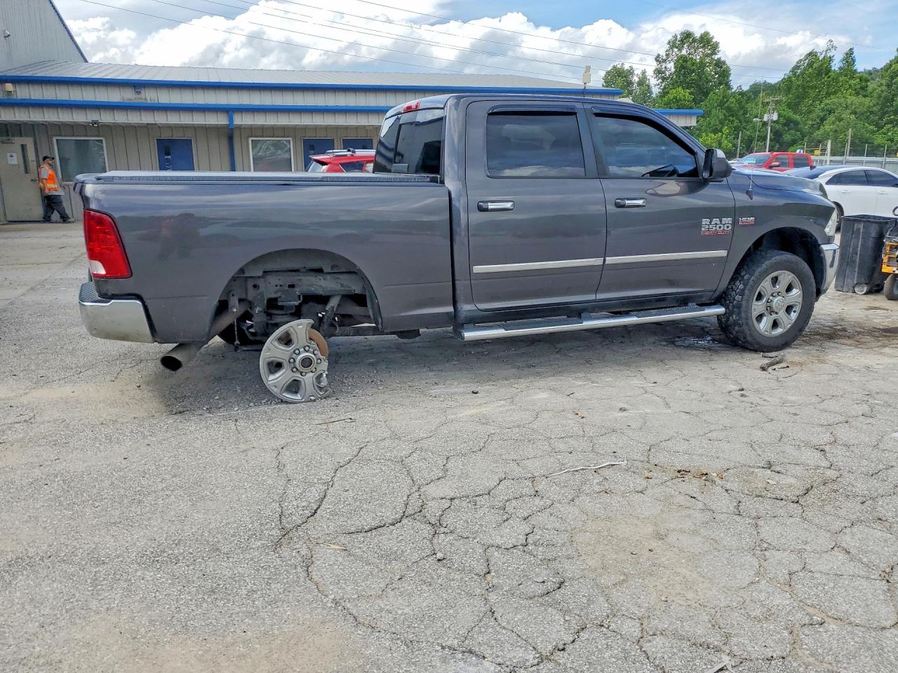 2016 RAM 2500 SLT — снимка 3