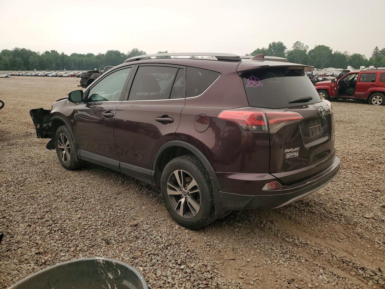 2018 TOYOTA RAV4 XLE — снимка 2