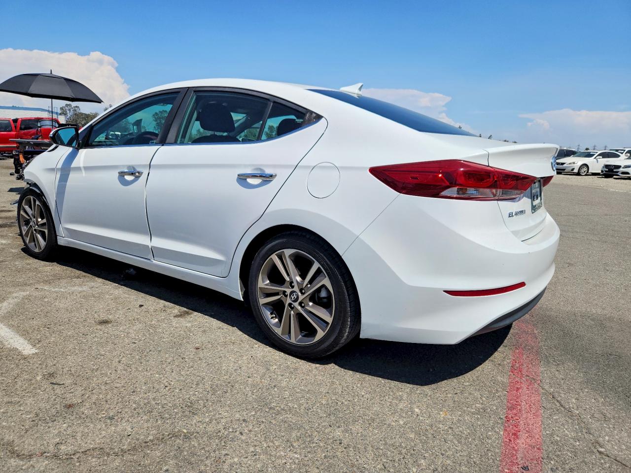 2017 HYUNDAI ELANTRA LIMITED — снимка 2