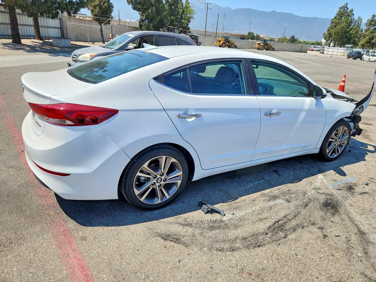 2017 HYUNDAI ELANTRA LIMITED — снимка 3