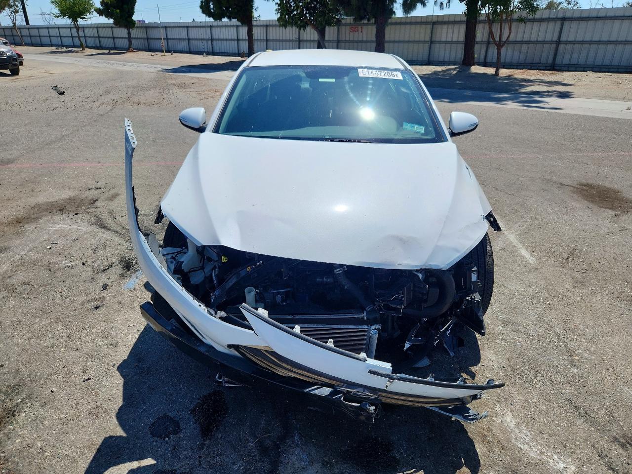 2017 HYUNDAI ELANTRA LIMITED — снимка 5