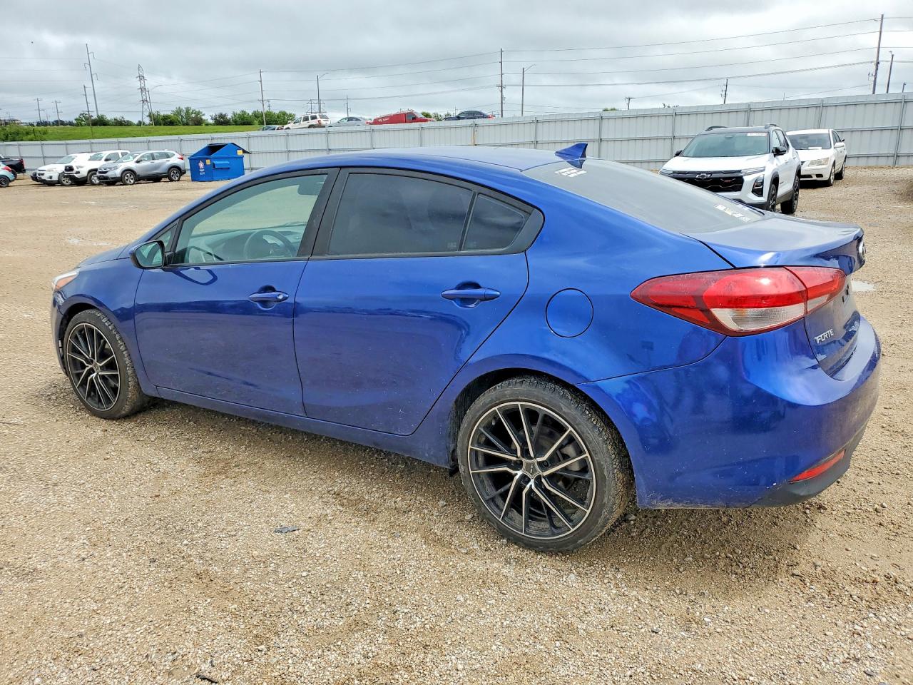 2017 KIA FORTE LX — снимка 2