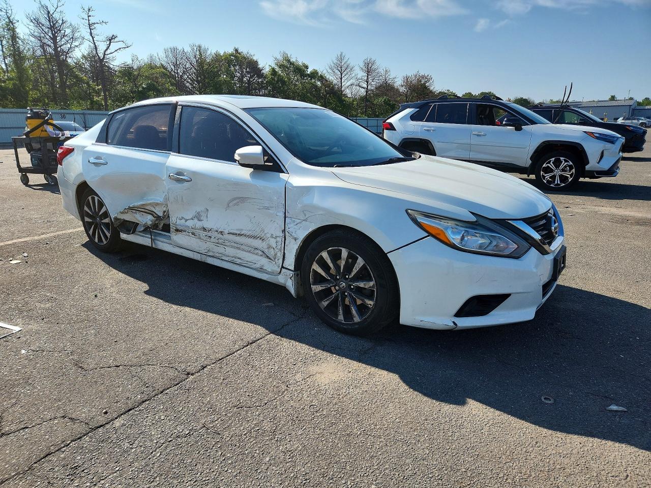 2017 NISSAN ALTIMA 2.5 SV — снимка 4