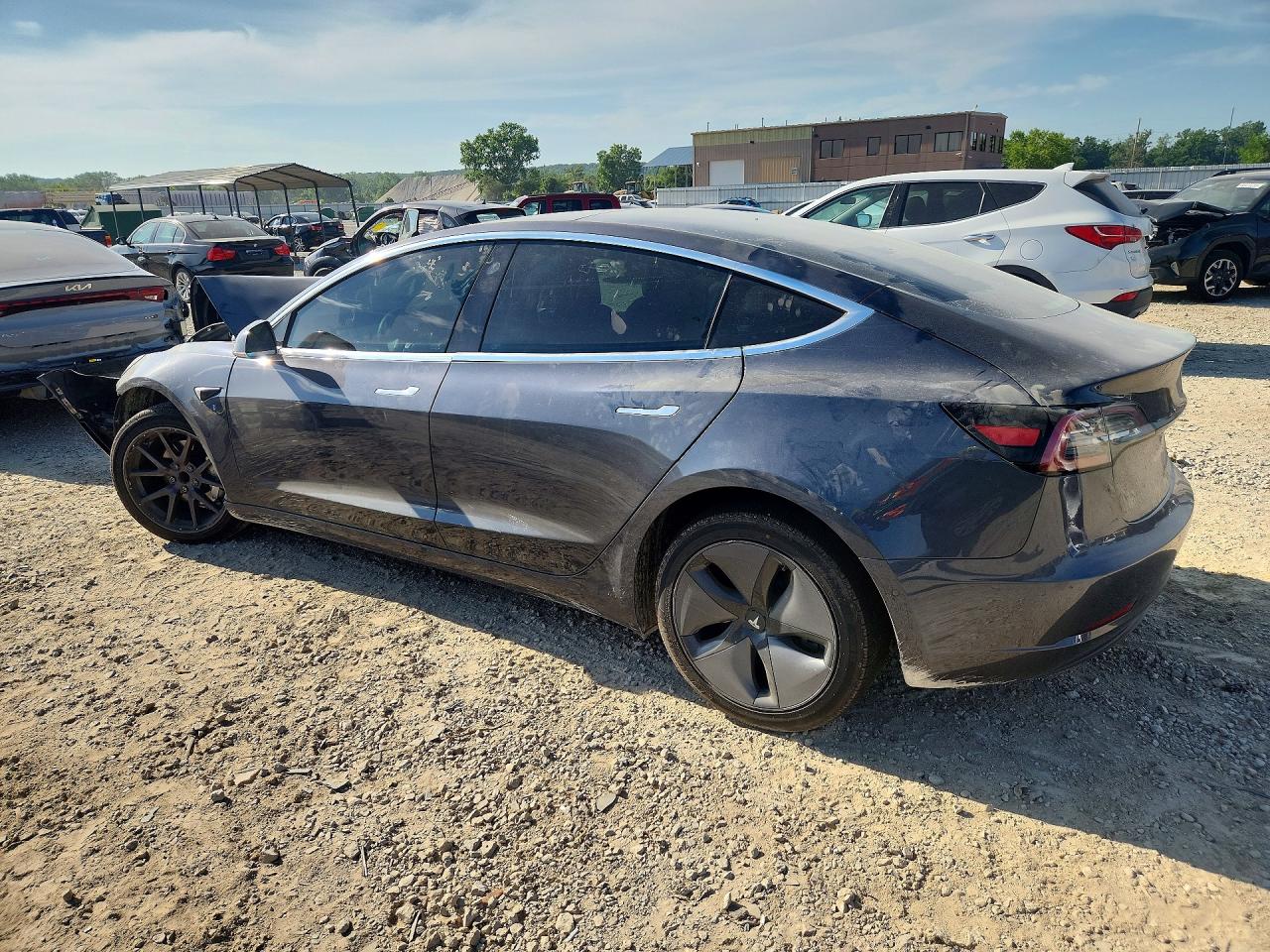 2018 TESLA MODEL 3 — снимка 2