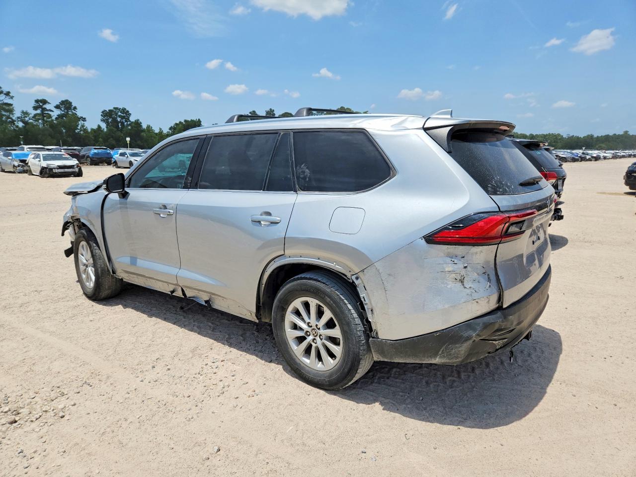 2024 TOYOTA GRAND HIGHLANDER XLE — снимка 2