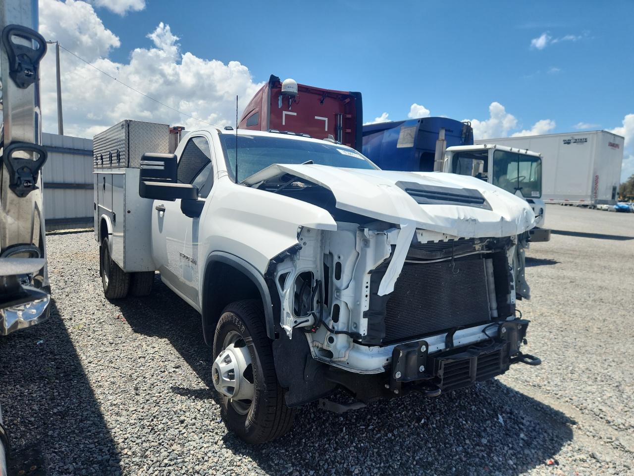 2021 CHEVROLET SILVERADO C3500 — снимка 4