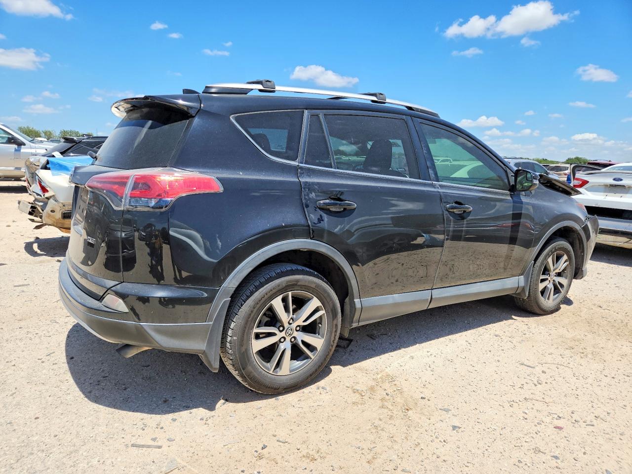 2016 TOYOTA RAV4 XLE — снимка 3