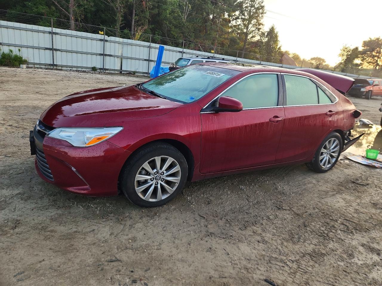 2017 TOYOTA CAMRY XLE