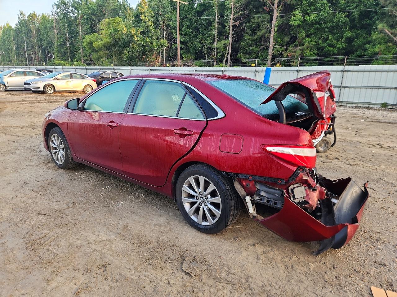 2017 TOYOTA CAMRY XLE — снимка 2