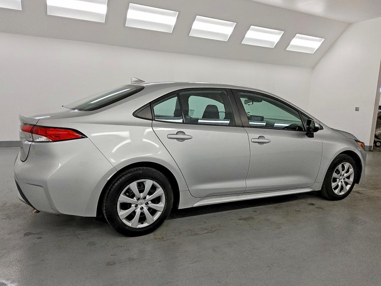 2022 TOYOTA COROLLA LE — снимка 3