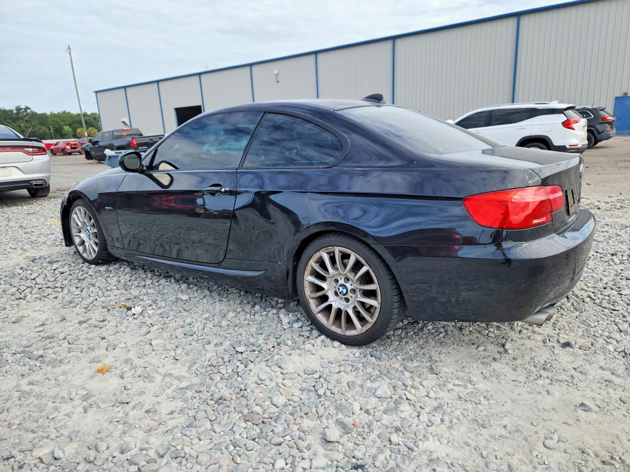 2013 BMW 328 I — снимка 2