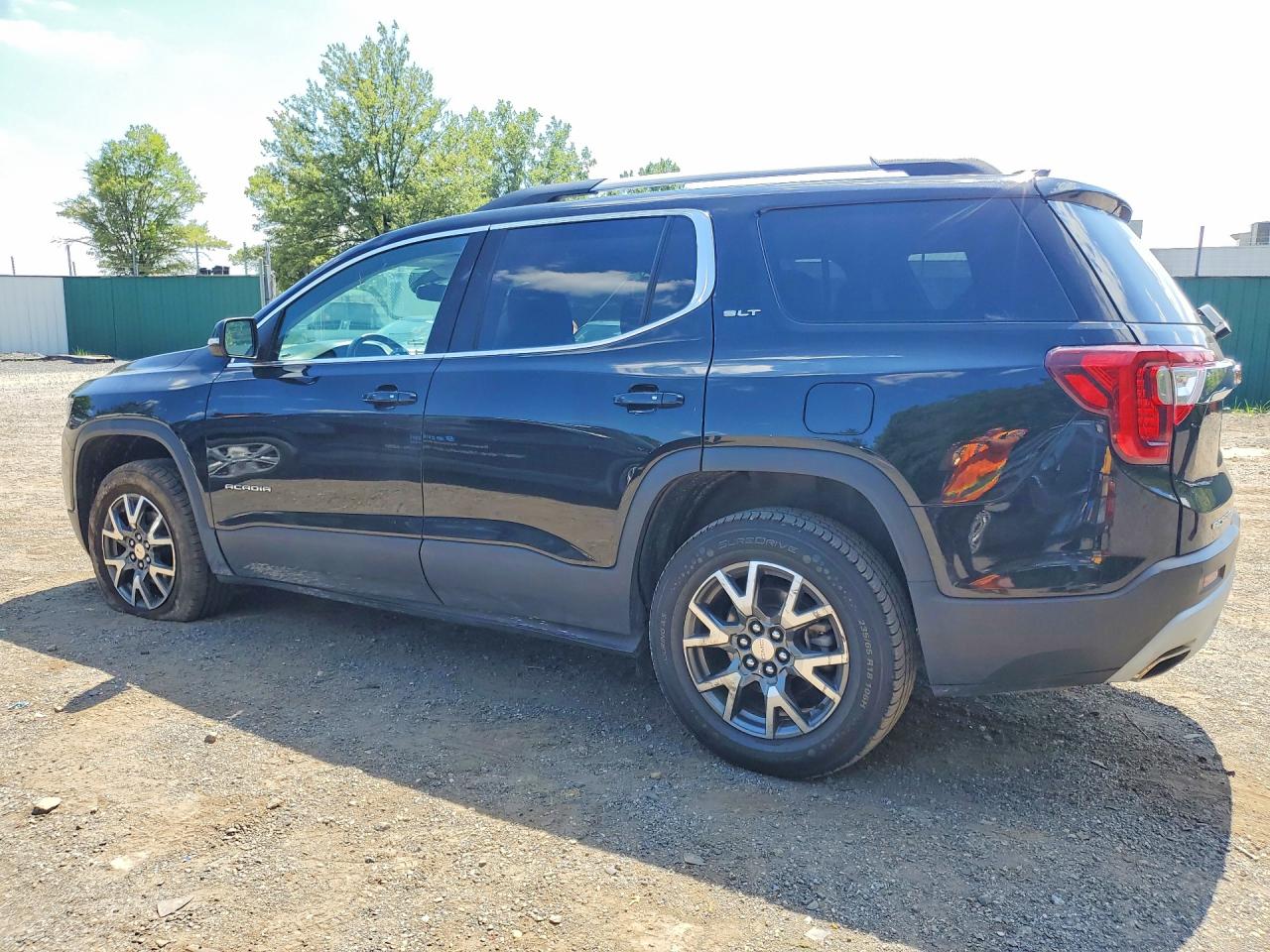 2023 GMC ACADIA SLT — снимка 2