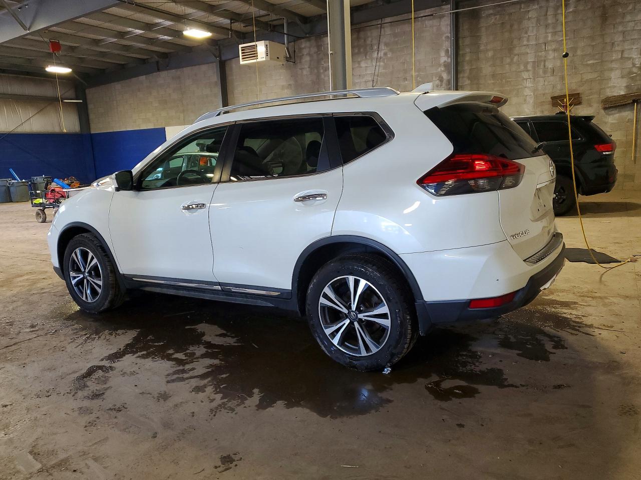 2017 NISSAN ROGUE SL — снимка 2
