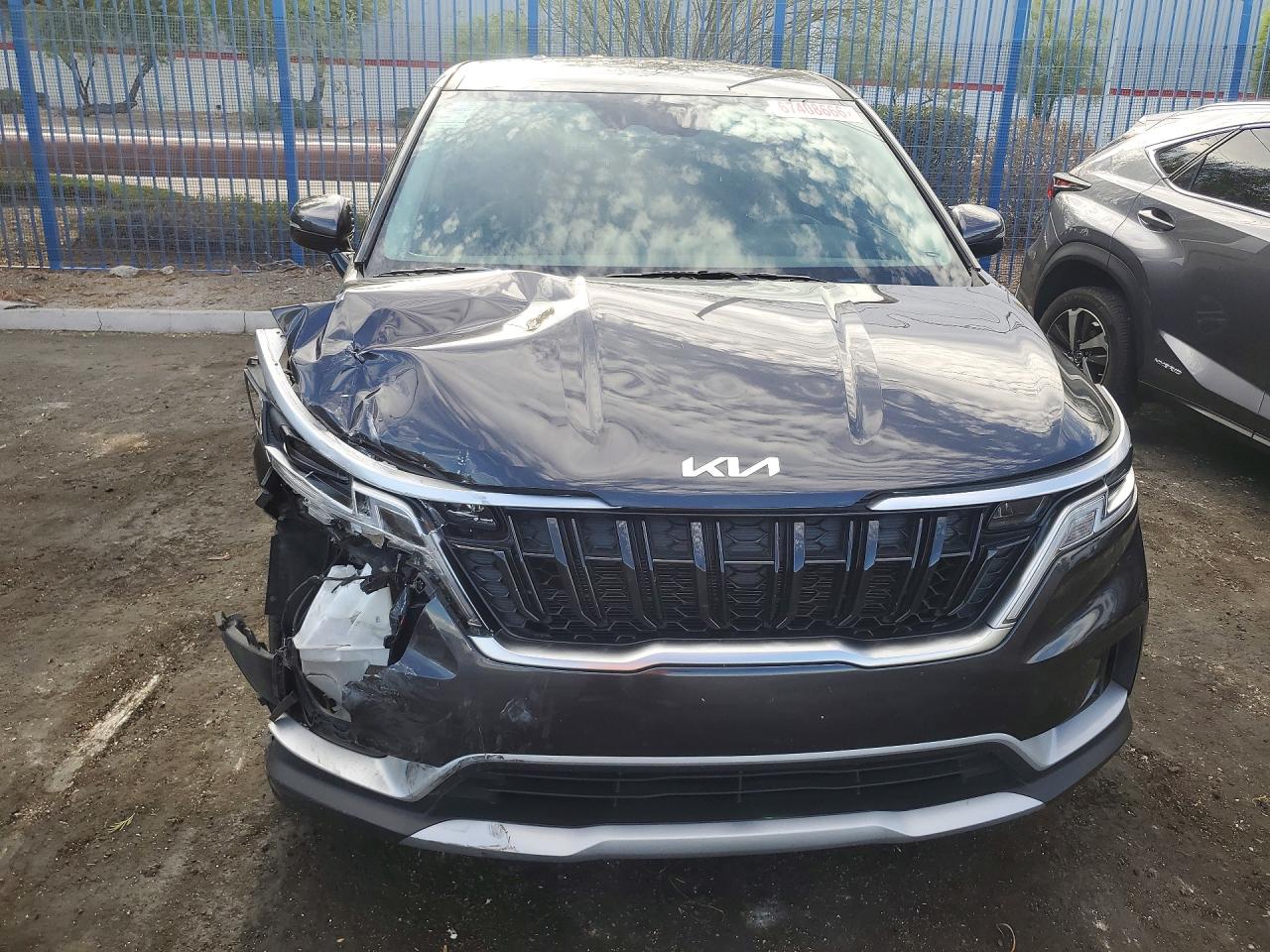 2024 KIA CARNIVAL LX — снимка 5