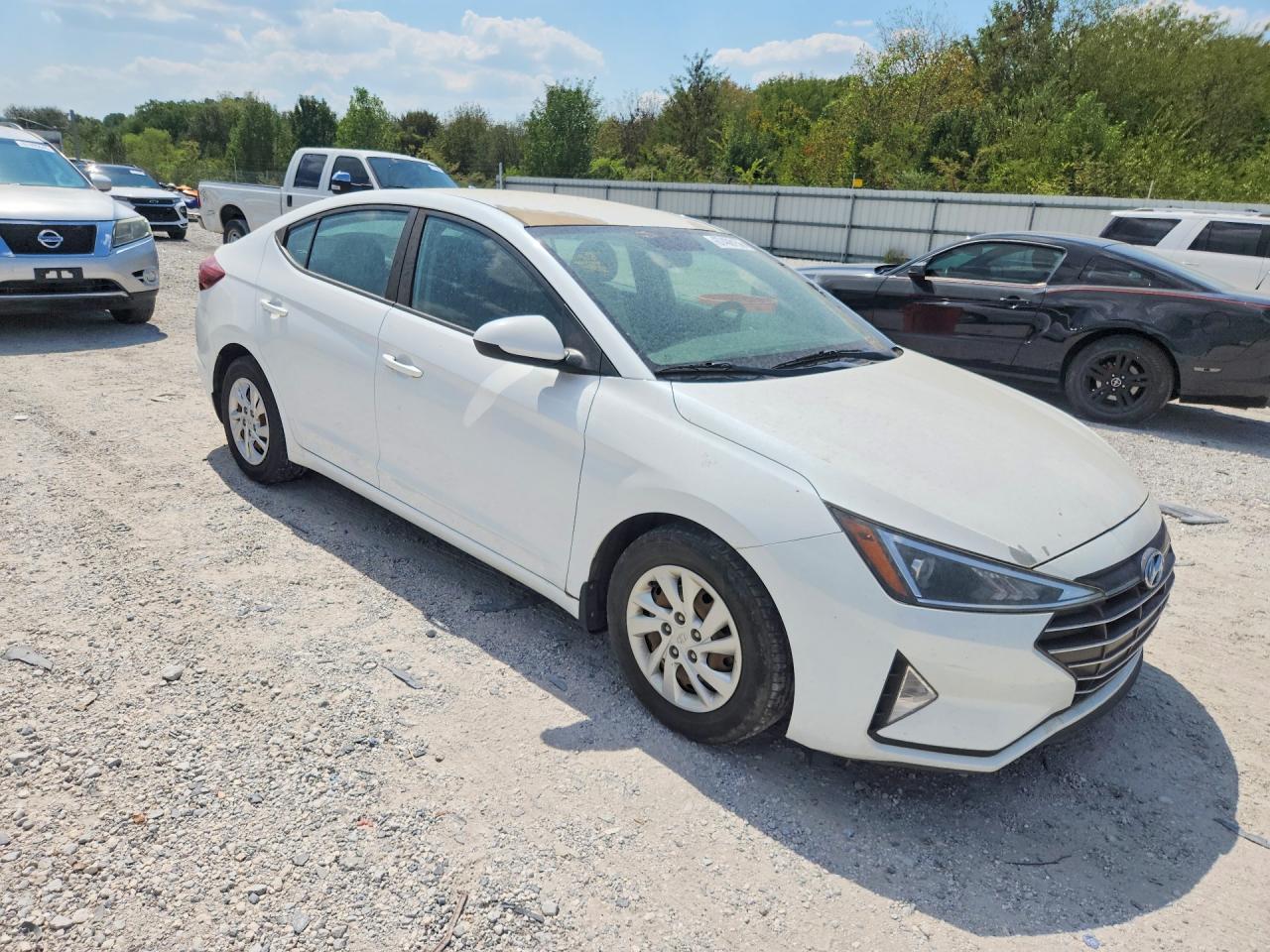 2019 HYUNDAI ELANTRA SE — снимка 4
