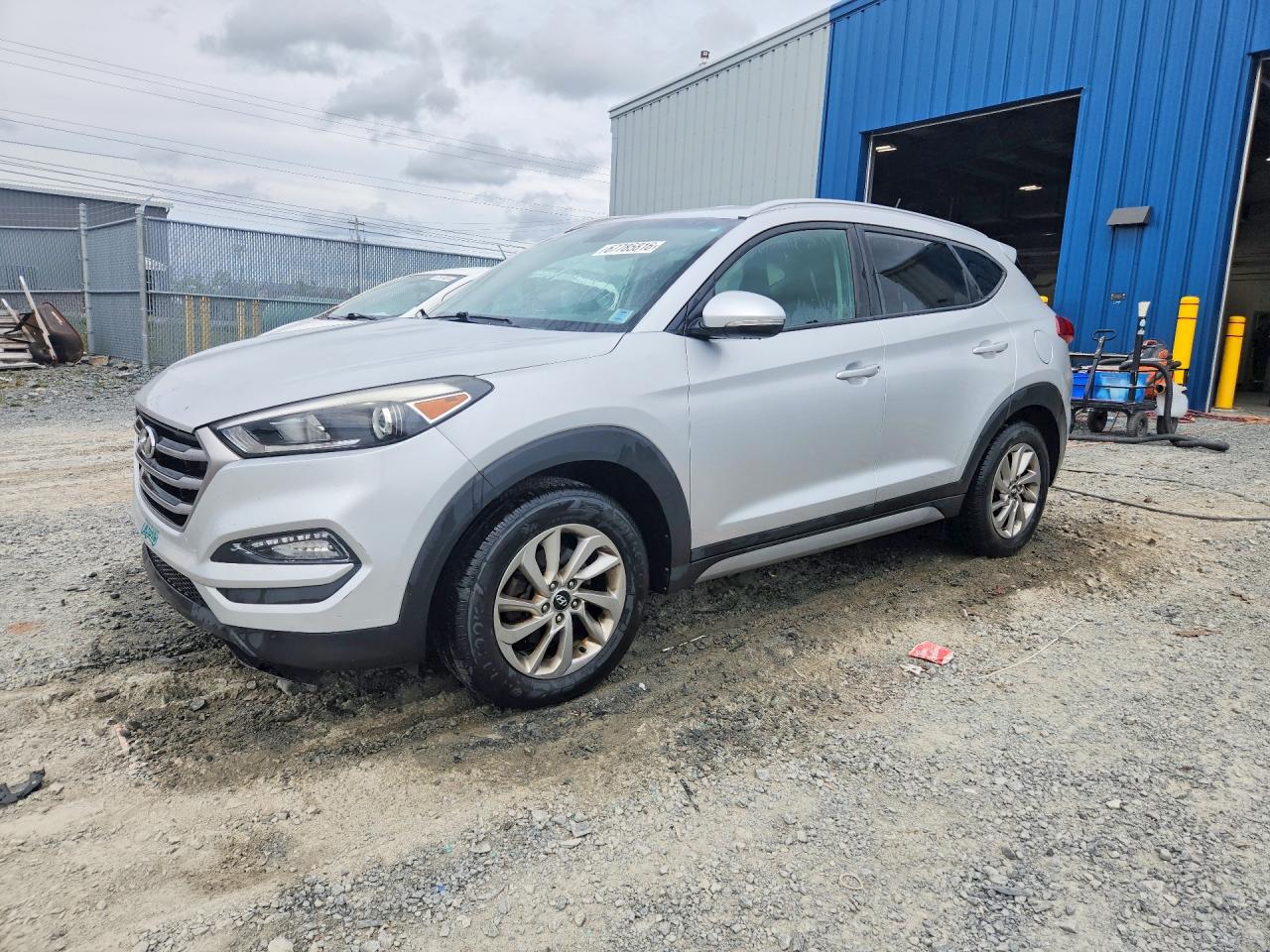 2017 HYUNDAI TUCSON SE